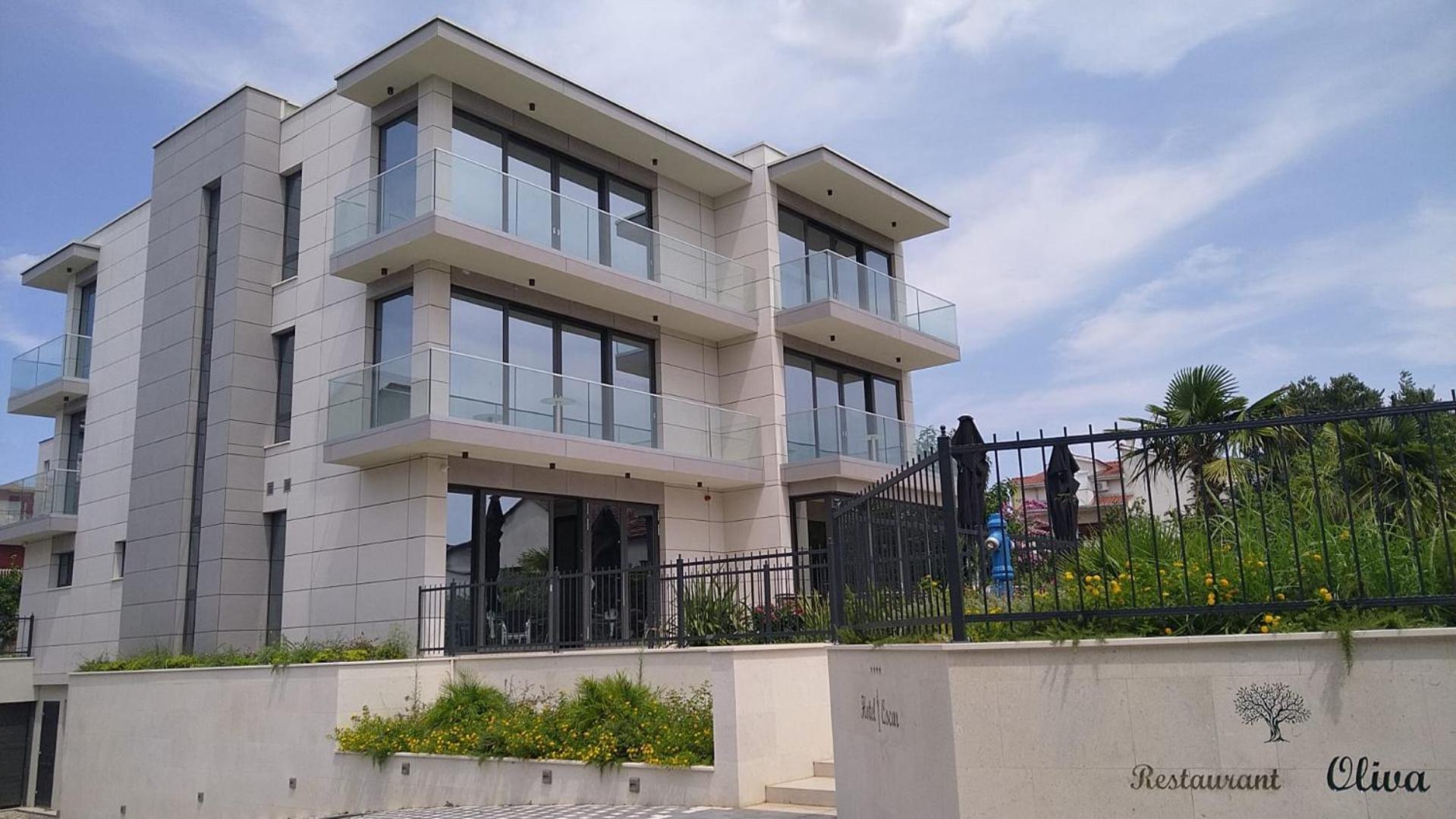 Hotel Oscar Kastela Ngoại thất bức ảnh