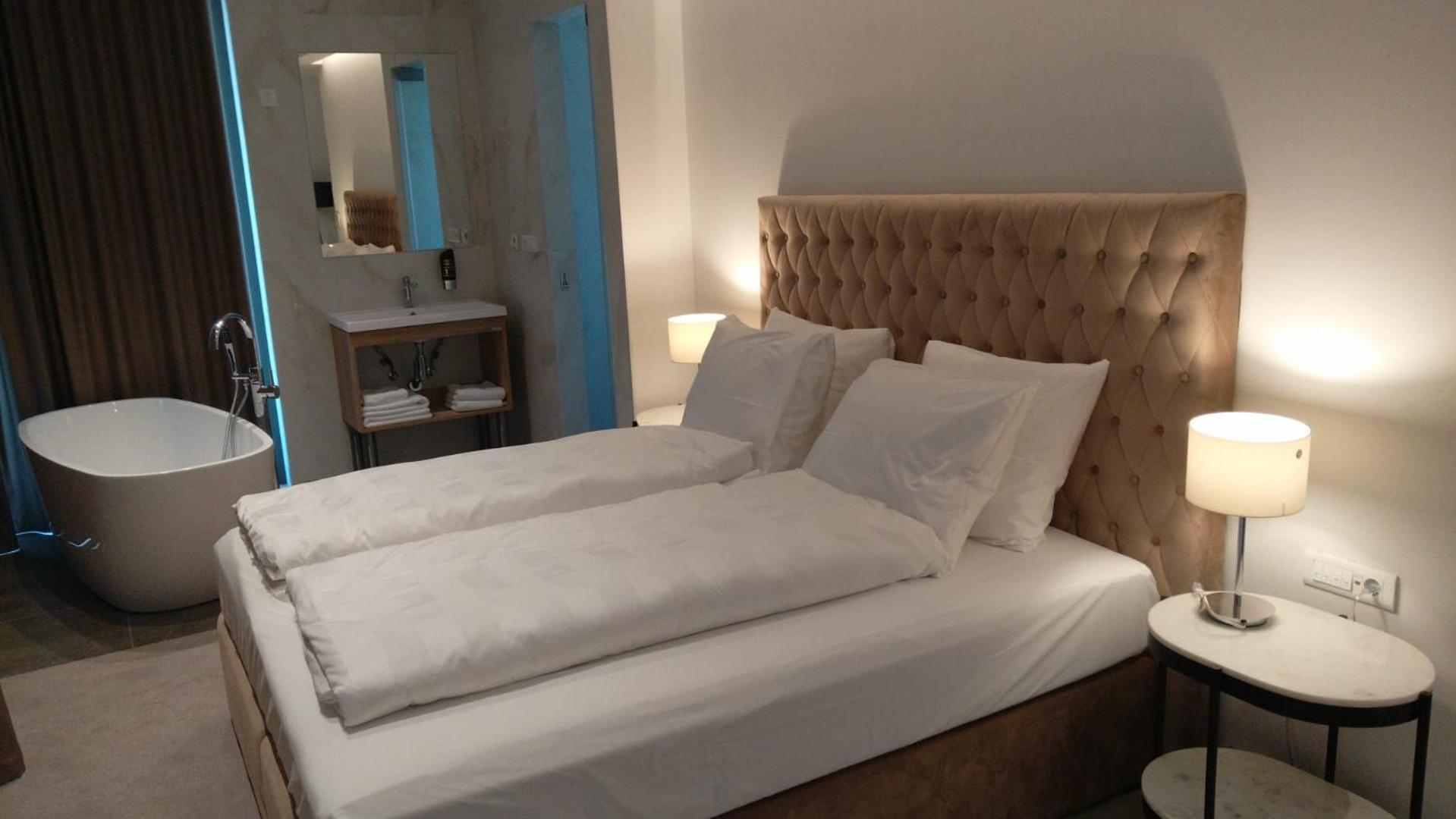 Hotel Oscar Kastela Ngoại thất bức ảnh