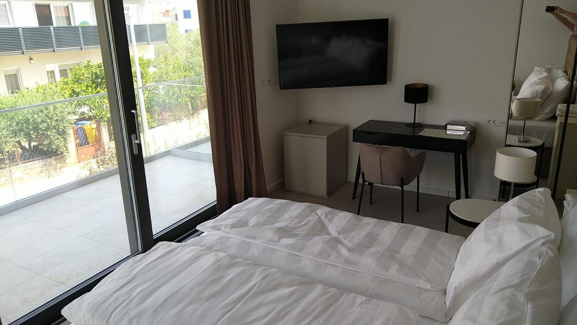 Hotel Oscar Kastela Ngoại thất bức ảnh