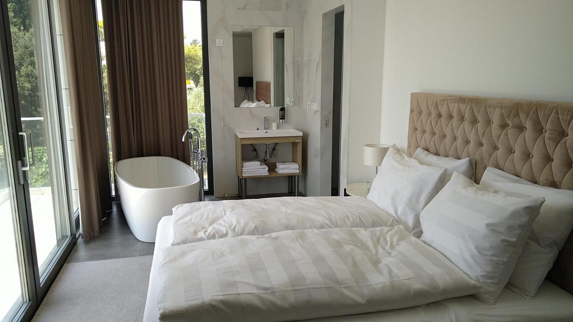 Hotel Oscar Kastela Ngoại thất bức ảnh