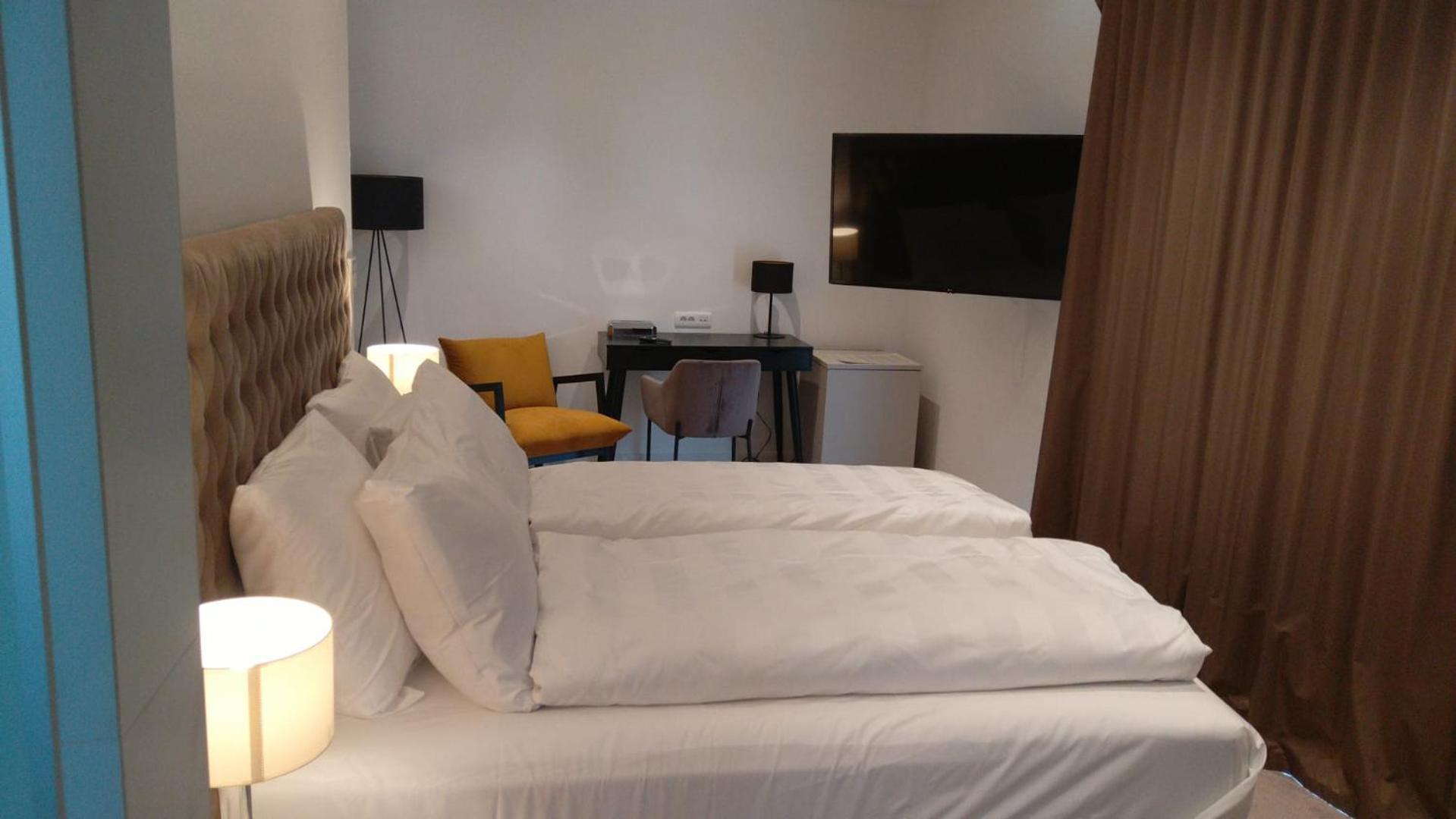 Hotel Oscar Kastela Ngoại thất bức ảnh